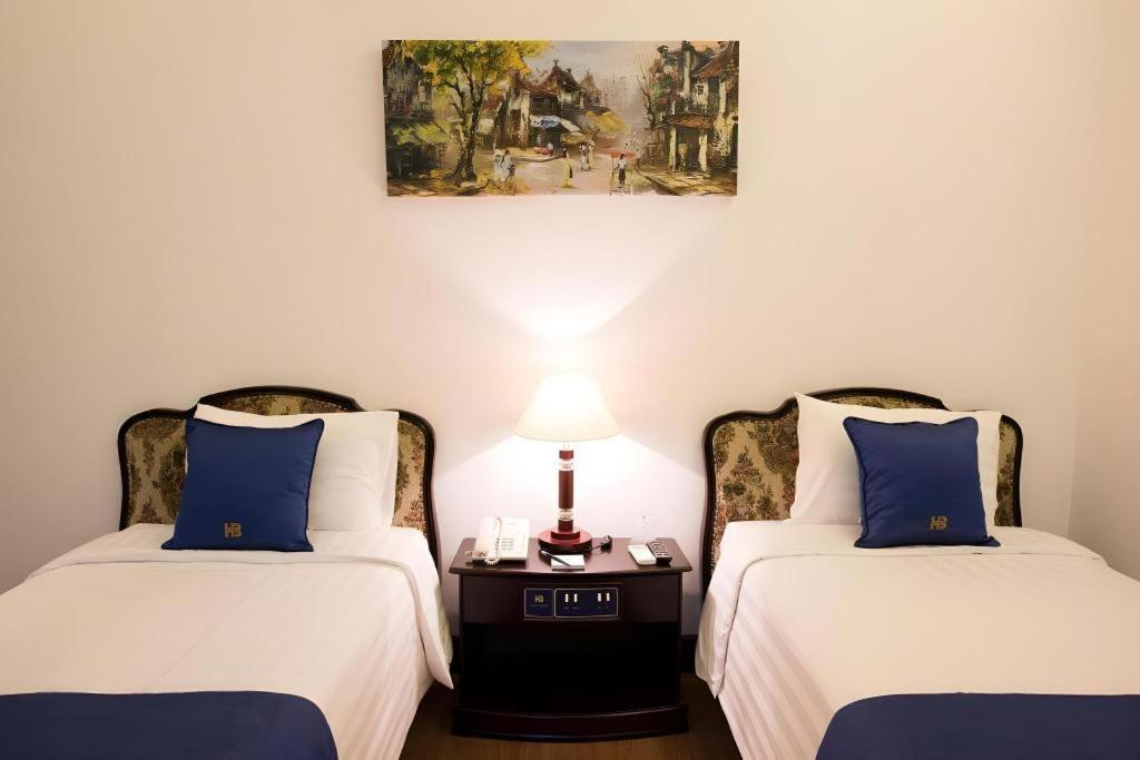 Hoa Binh Hotel Hanoï Extérieur photo