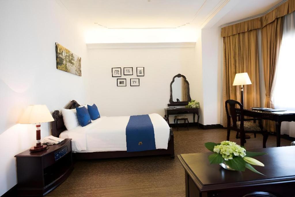 Hoa Binh Hotel Hanoï Extérieur photo